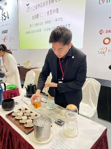 第一屆「2025臺灣最佳侍茶師大賽」複賽茶湯沖泡3-將另開新視窗