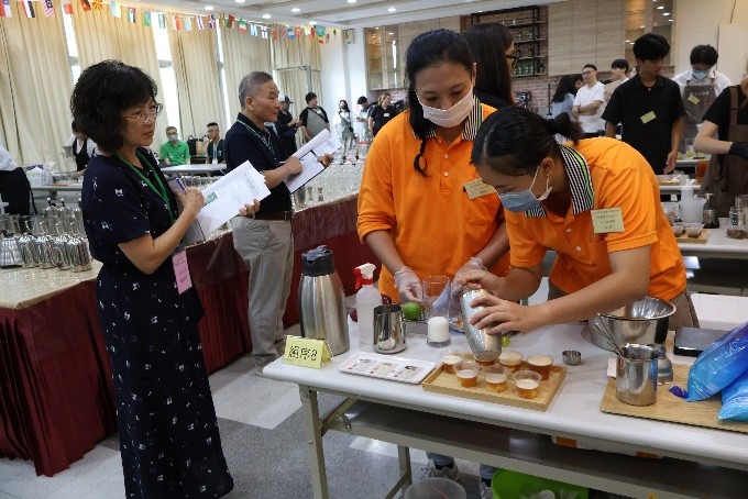 圖三、2026第三屆全國創意茶飲調製競賽_業界組競賽現場2 圖三、2026第三屆全國創意茶飲調製競賽_業界組競賽現場2