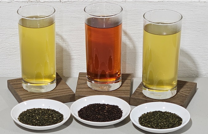 Fig. 1The quickly extract tea leaves sample and tea liquid-2